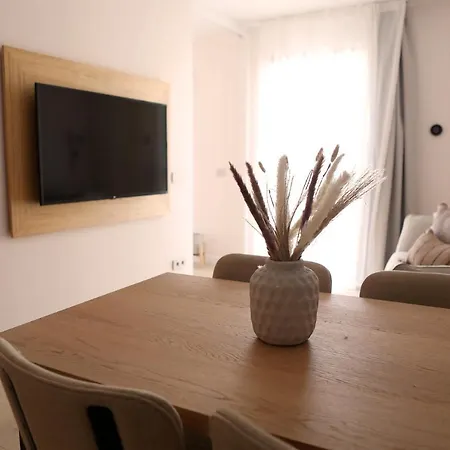 Apartamento Marconia 203 *